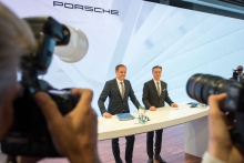 Jahrespresseokonferenz der Porsche AG - Eventfotograf Stuttgart - Tagungen, Veranstaltungen - hochwertige Fotografie by 7visuals